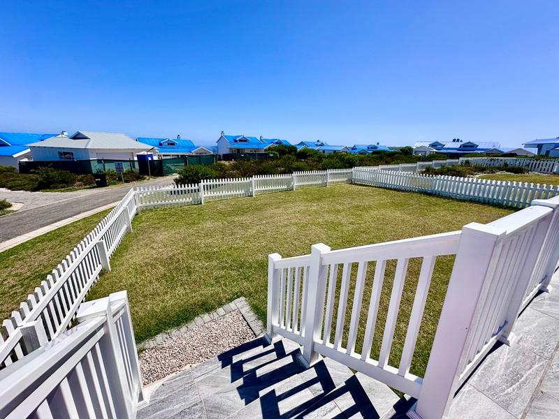 To Let 4 Bedroom Property for Rent in Pinnacle Point Golf Estate Western Cape